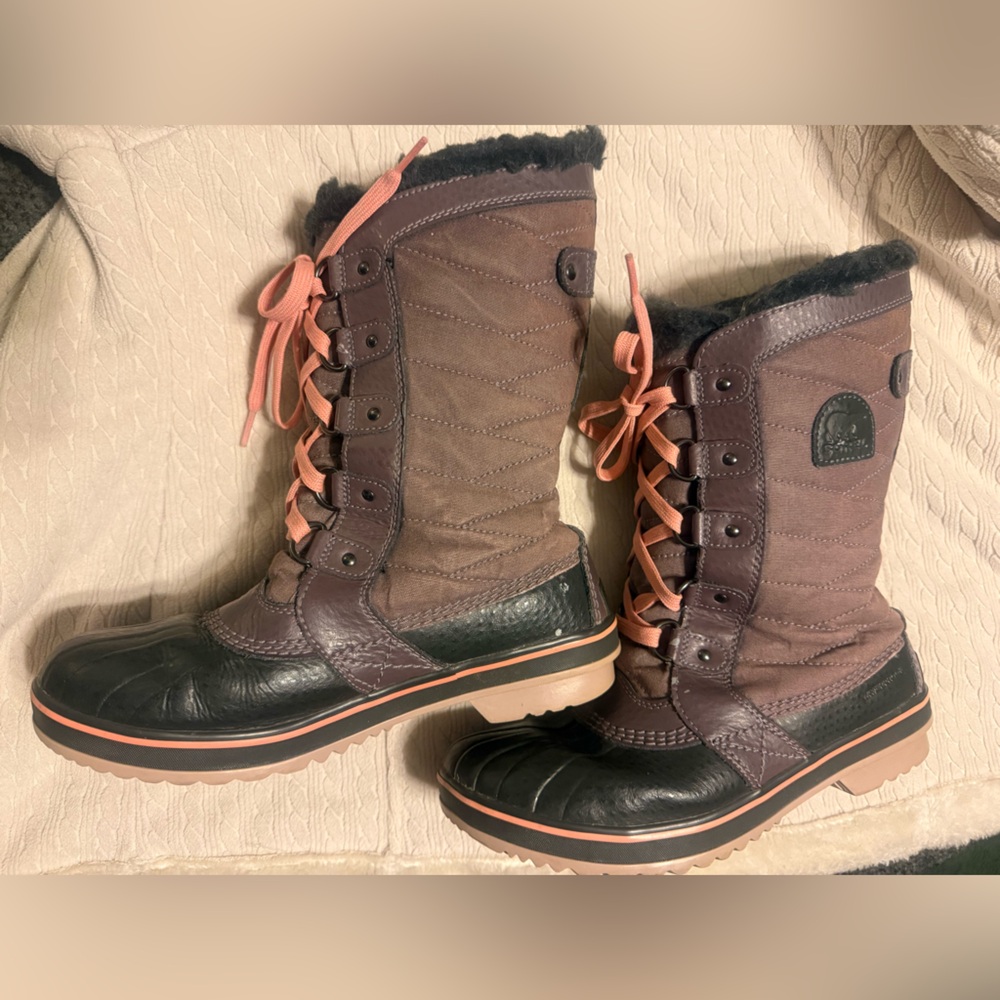 Sorel Brown and Black Quilted Boots with Pink Accents